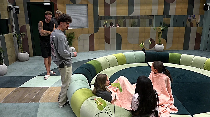 קורלי, ברק, דני, הדר