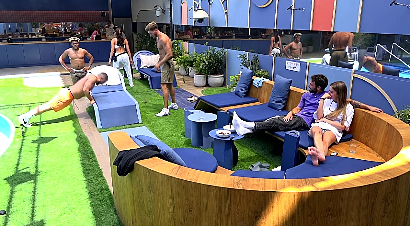 אור, דני, אמילי, עידן