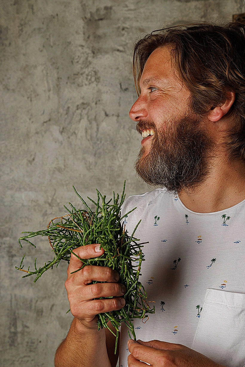 מסעדת תריסר