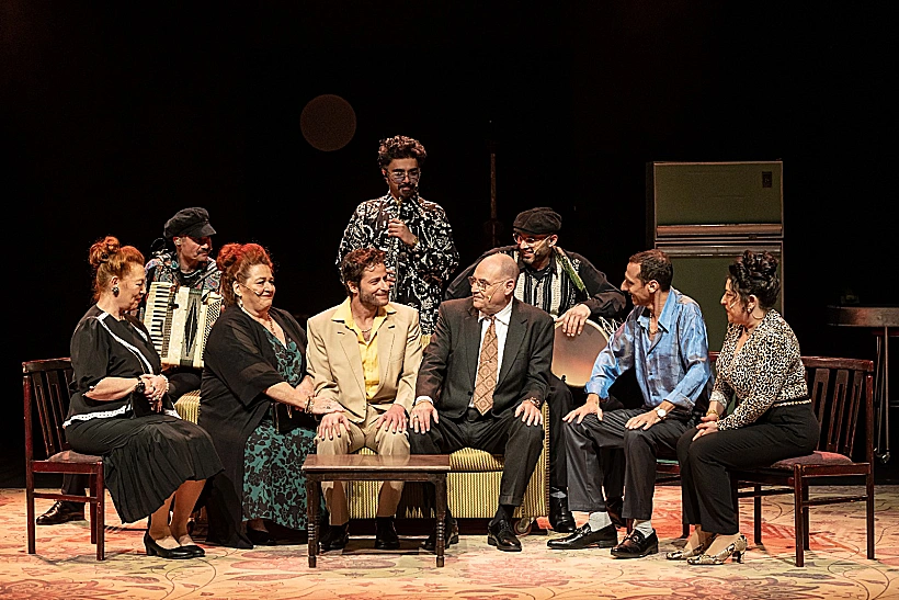 "חתונה מאוחרת", הבימה, תיאטרון, הצגה