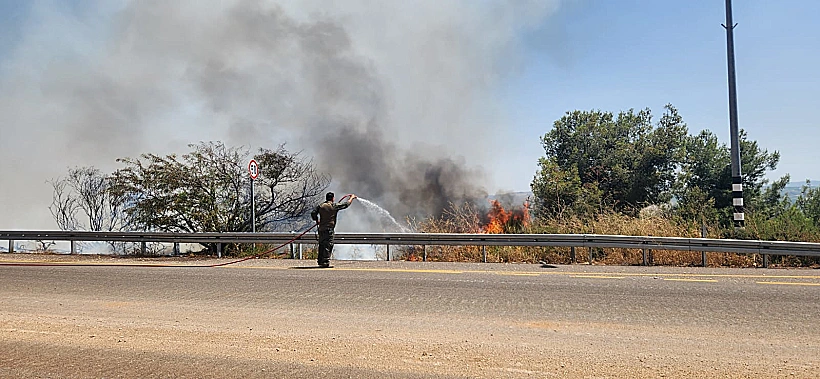 שריפות באזור הגליל בעקבות המטחים מלבנון