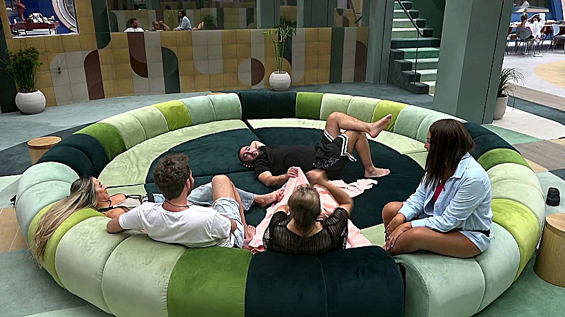 אורית, לירון, בן, אור, דנה