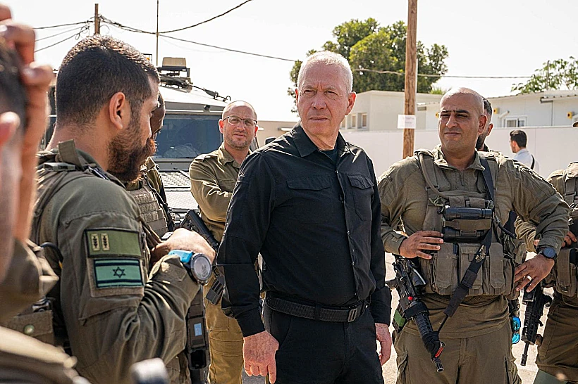 עזה השר גלנט סמוך למרחב רפיח