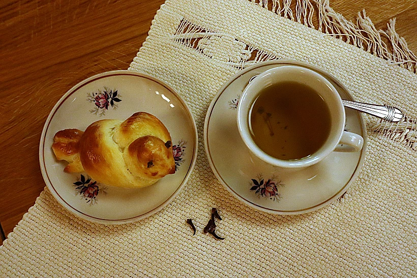 ציפורים מבצק שמרים במולטאי ליטא