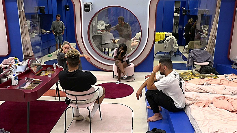 יהב, יוסי, קורלי