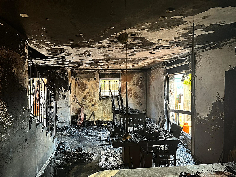 זירת השריפה בדירה בכוכב יעקב