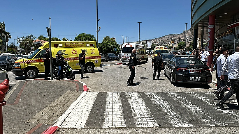 זירת הפיגוע בקניון חוצות בכרמיאל
