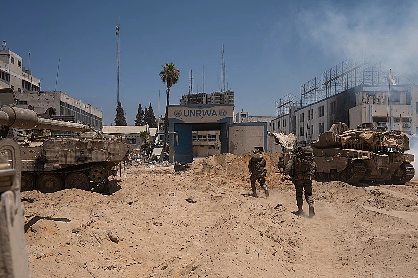 צה"ל חמאס פשיטת כוחות קומנדו על מטה אונר"א ועל אוניברסיטה בעזה