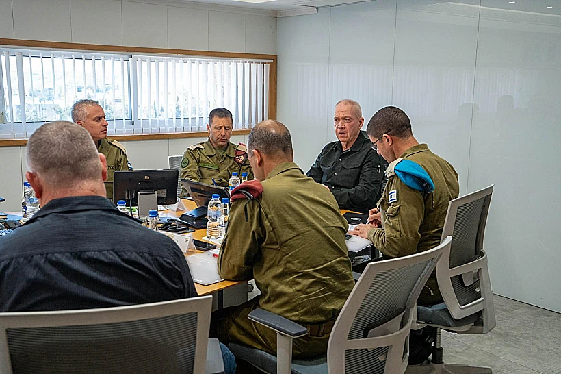 שר הביטחון גלנט בפיקוד המרכז