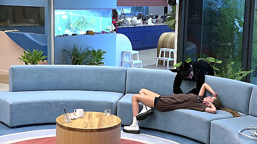 Hd4 133667282106390000