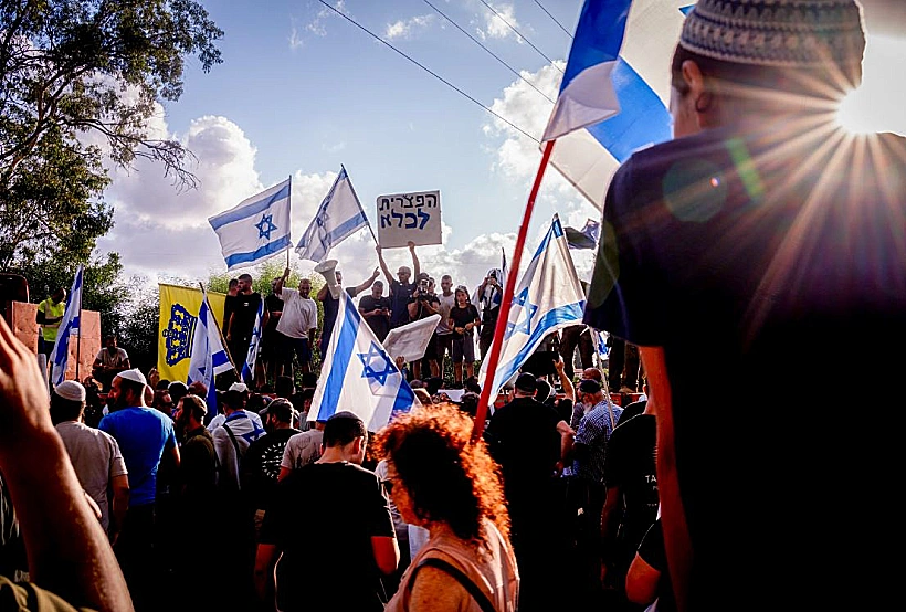 מהומות והסתה נגד הפצ"רית בבית ליד
