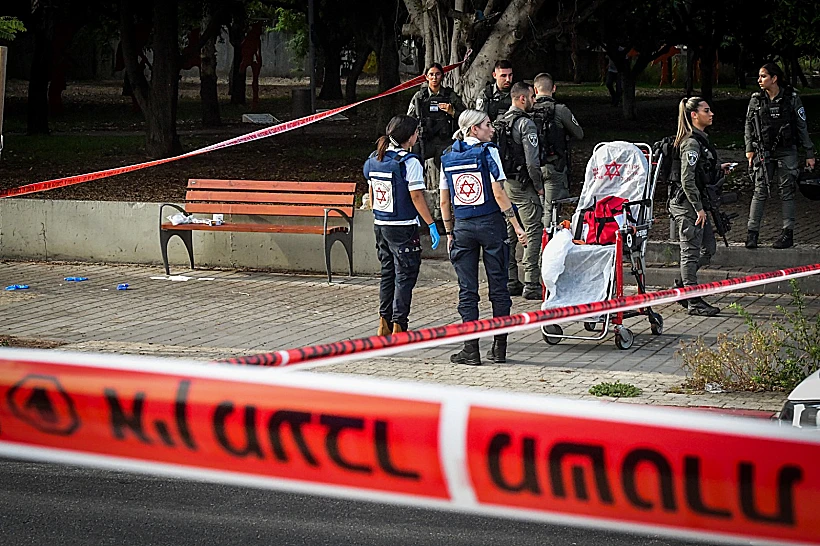 זירת פיגוע הדקירה בחולון