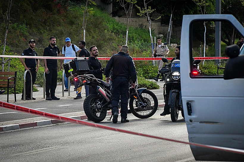 זירת פיגוע הדקירה בחולון