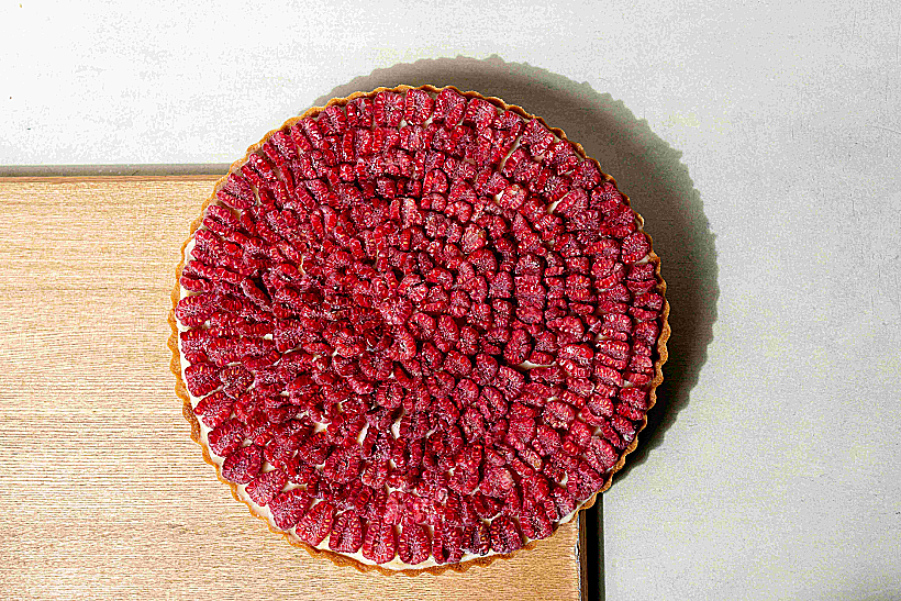 פאי פטל וקרם שקדים