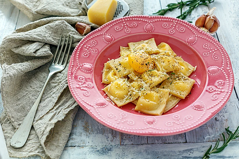 רביולי חלמון