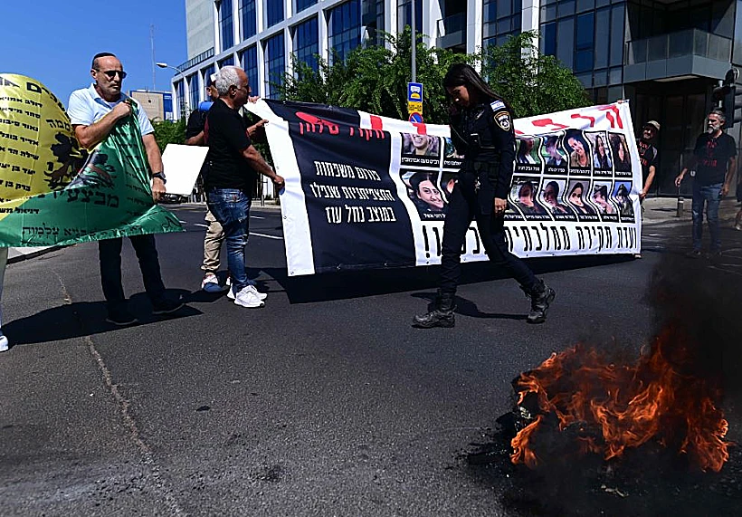 מחאת המשפחות נגד חליוה מחוץ לקריה