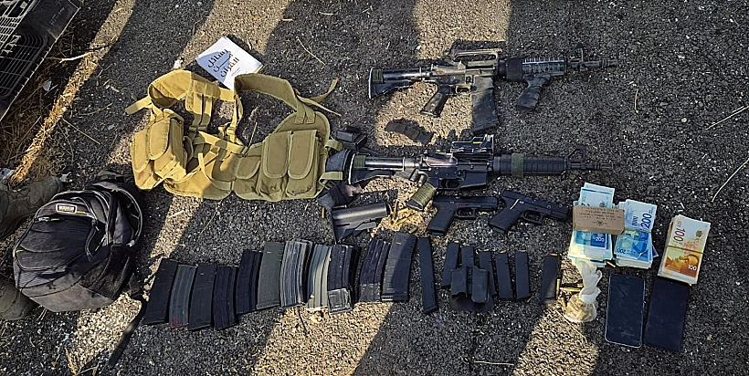 האמל"ח והציוד שנמצאו על גופם וברכבם של המחבלים