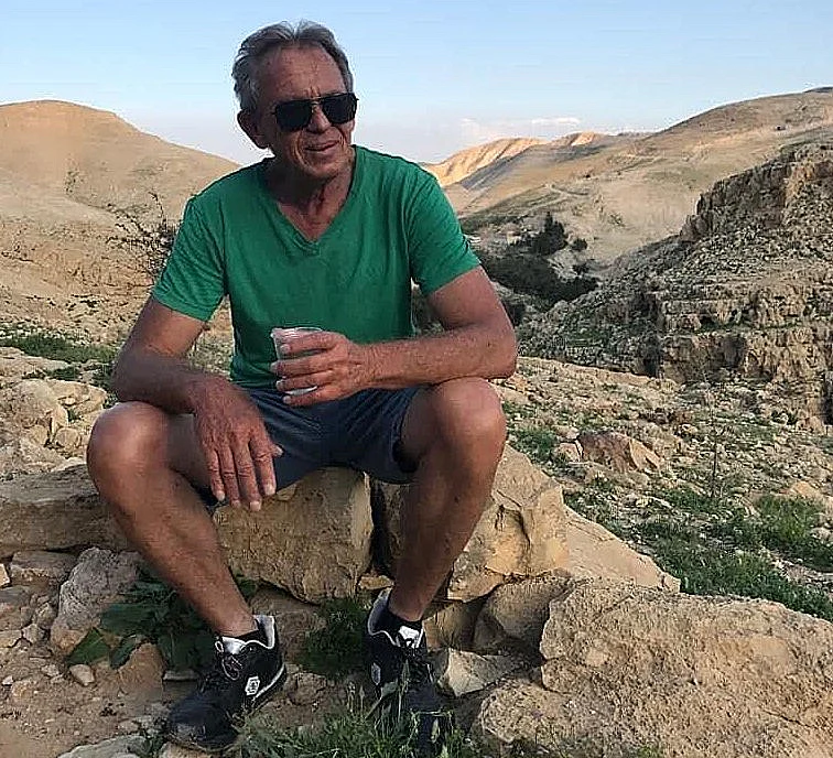 יורי בירנבאום, נרצח בפיגוע במעבר אלנבי