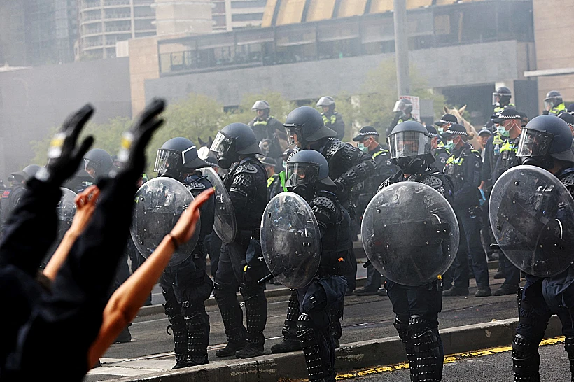 כוחות הביטחון בהפגנה פרו-פלסטינית במלבורן