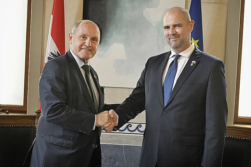 אמיר אוחנה ויו"ר הפרלמנט האוסטרי