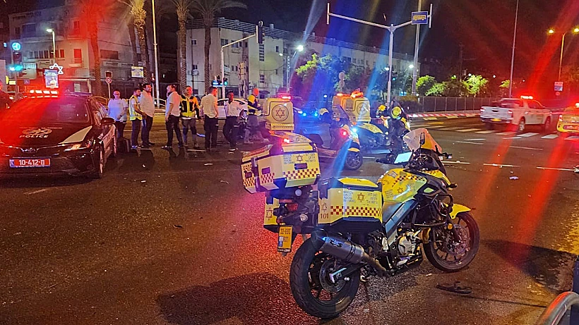 אמבולנס וניידת משטרה בקריית מוצקין