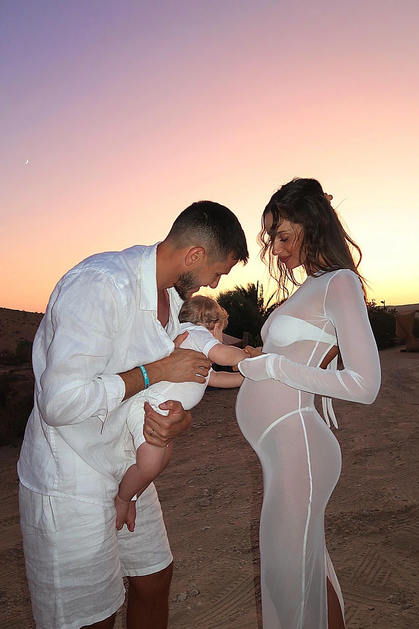 נטע אלחמיסטר ורמי גרשון עם בנם אל ים