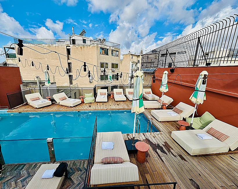 הרופטופ של מלון Anise אלומה