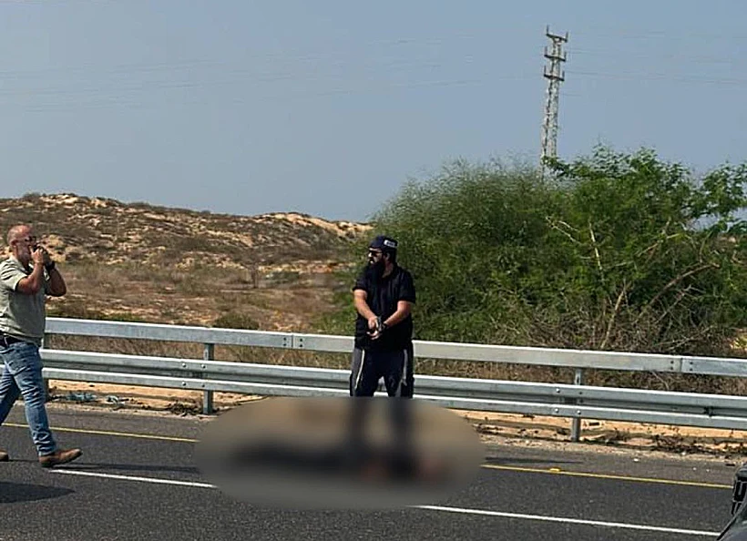 זירת הפיגוע בכביש 4