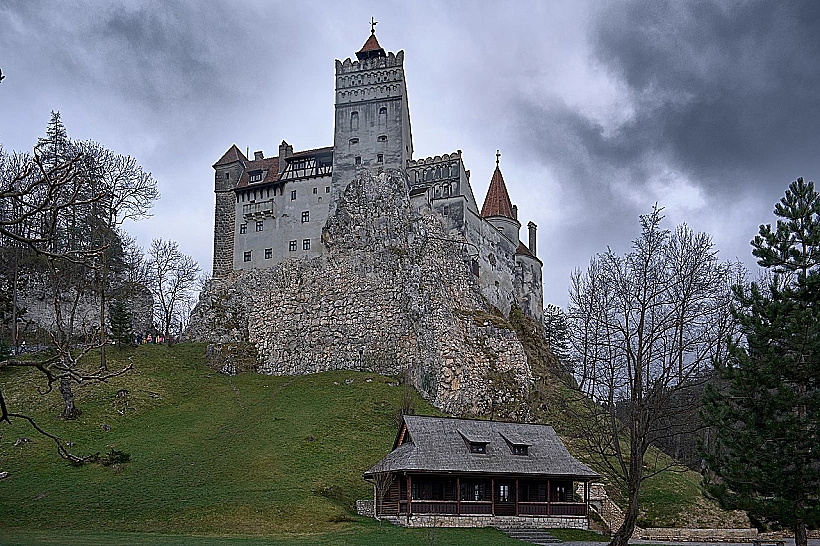 Bran Castle טירת דרקולה ברומניה