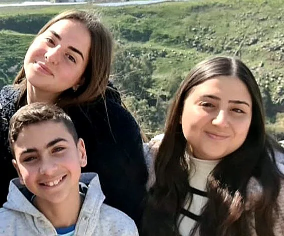 רוני אשל ז"ל ואחיה