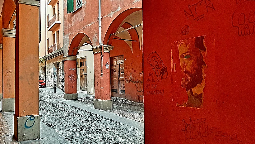 בולוניה האדומה