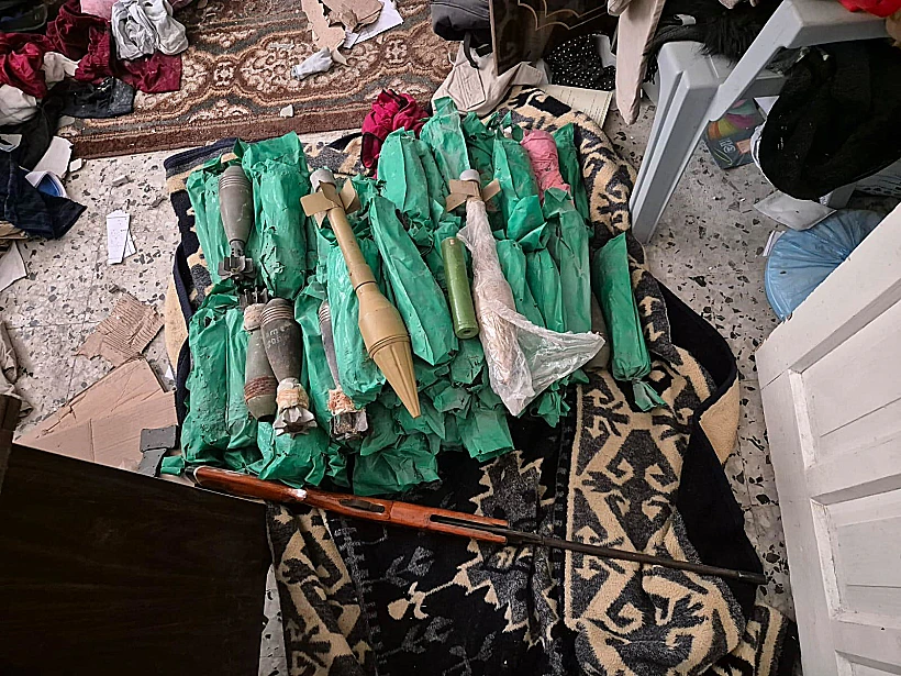 אמצעי לחימה שאותרו בסמוך למסגד ברפיח