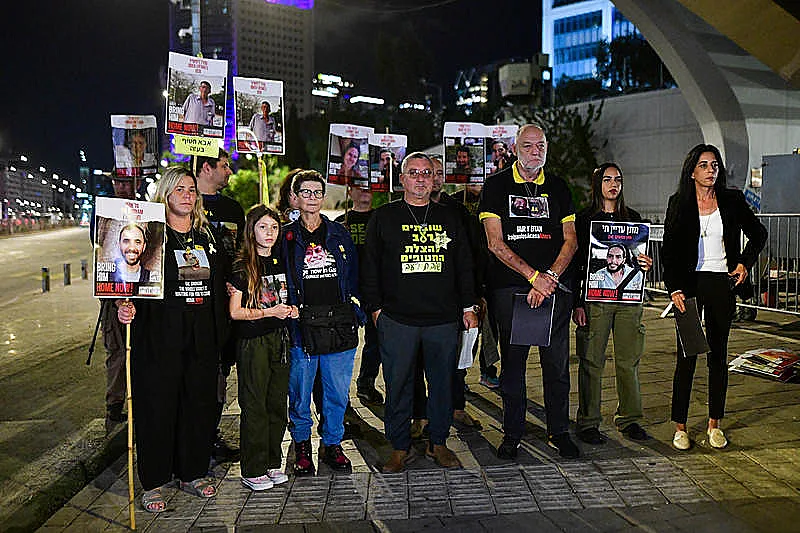 משפחות חטופים בהצהרה לתקשורת