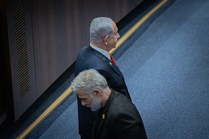 רה"מ נתניהו וראש האופוזיציה לפיד בכנסת