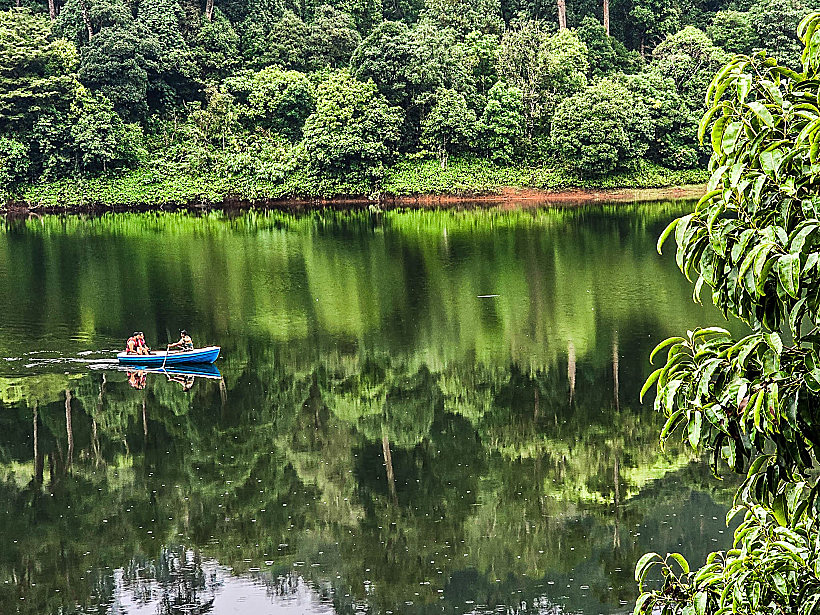 האגם בפארק פריאר קרלה הודו