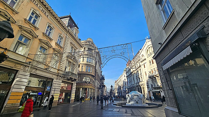 מדרחוב Knez Mihailova בלגרד