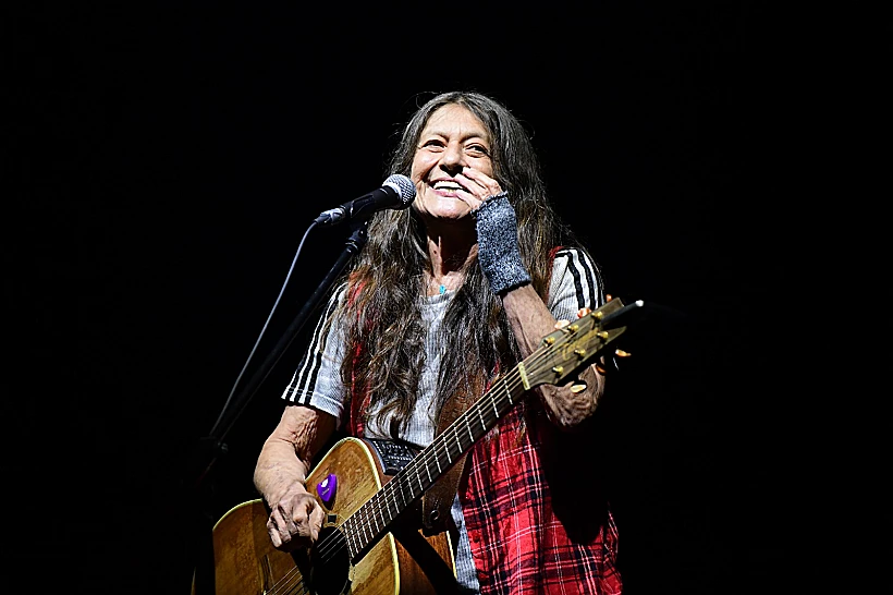 קורין אלאל בהופעה במרכז ענב בתל אביב, 2021