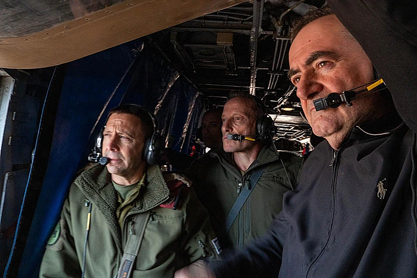 שר הביטחון ישראל כ"ץ בגבול ירדן