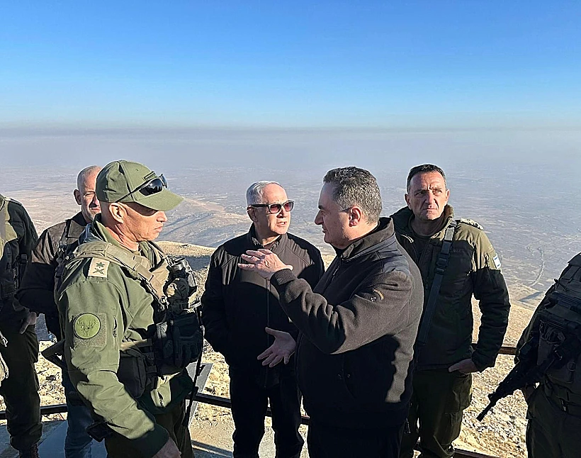 ראש הממשלה בנימין נתניהו ושר הביטחון ישראל כ"ץ בחרמון הסורי