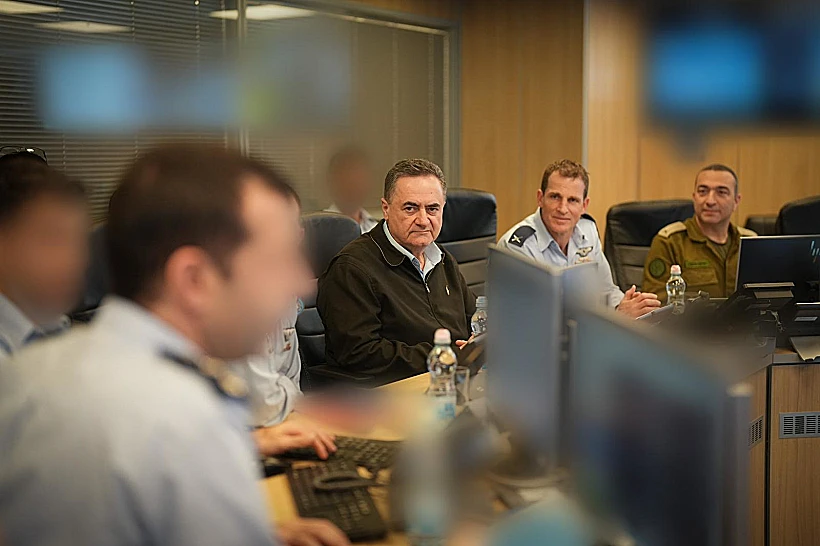 שר הביטחון ישראל כ"ץ בבור הפיקוד של חיל האוויר