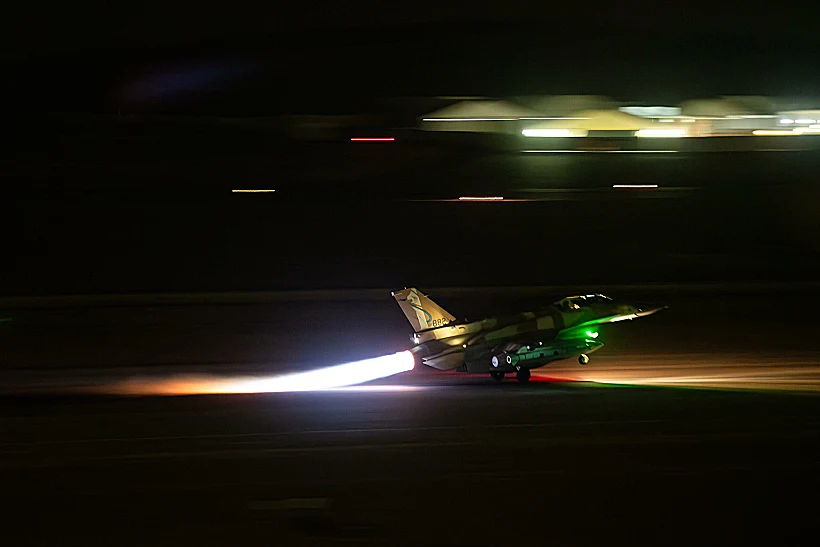 המראת מטוסי הקרב לתקיפה בתימן