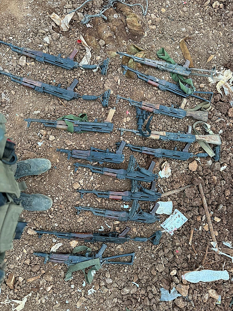 אמצעי לחימה שהוחרמו בדרום לבנון