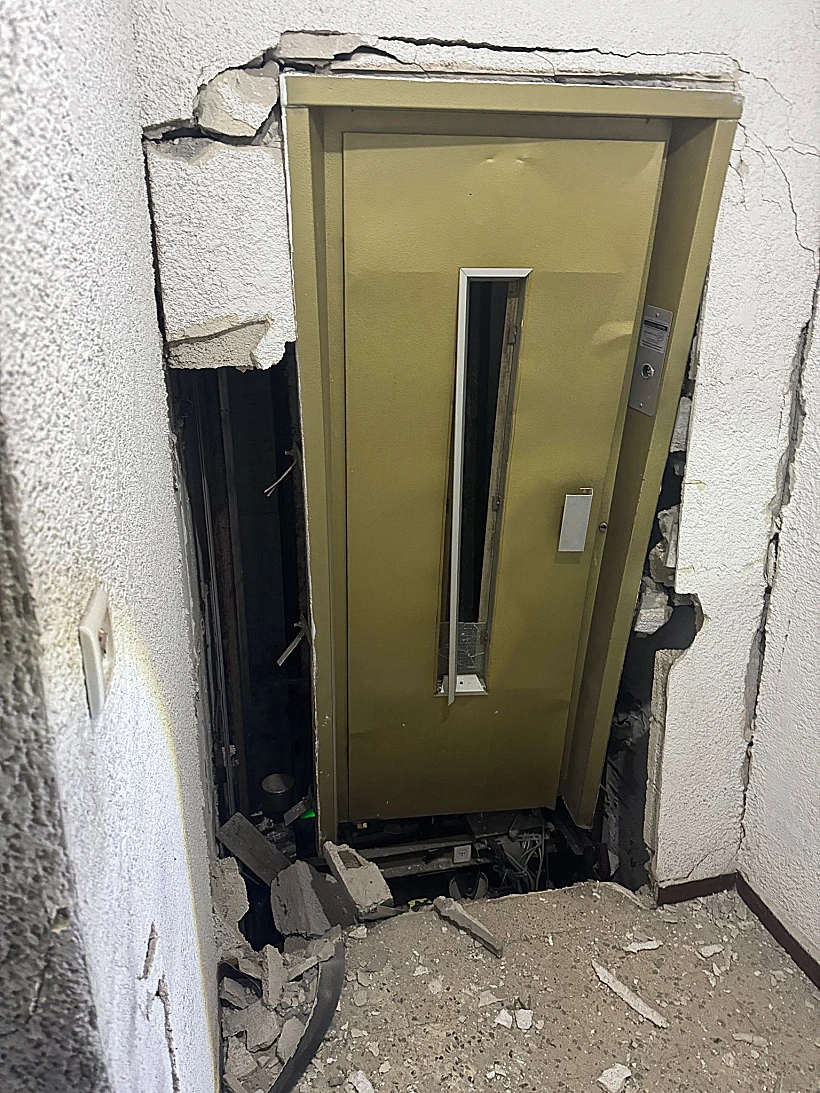 נזק בפיצוץ צינור הגז בראשון לציון