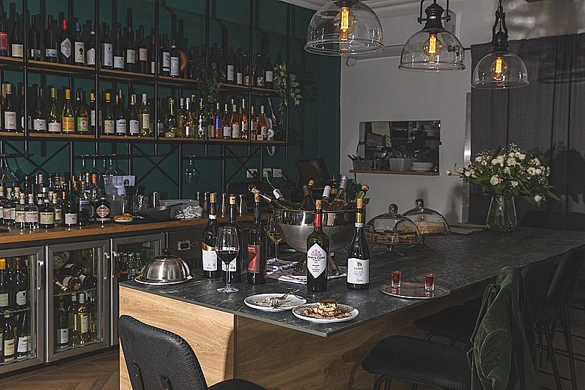 דאלי בר יין