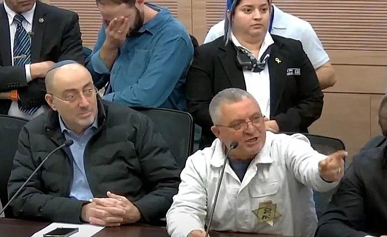 דני אלגרט, אחיו של איציק החטוף בעזה, בדיון הצגת חוק ההשתמטות בוועדת החוץ והביטחון