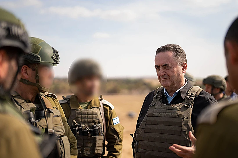 שר הביטחון ישראל כ"ץ בנקודת קליטת החטופים