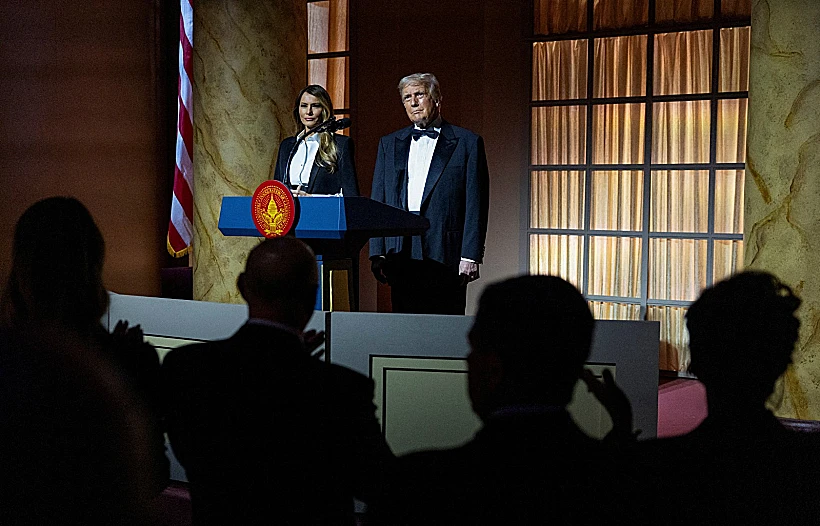 הנשיא הנבחר דונלד טראמפ ורעייתו מלאניה בעצרת בוושינגטון