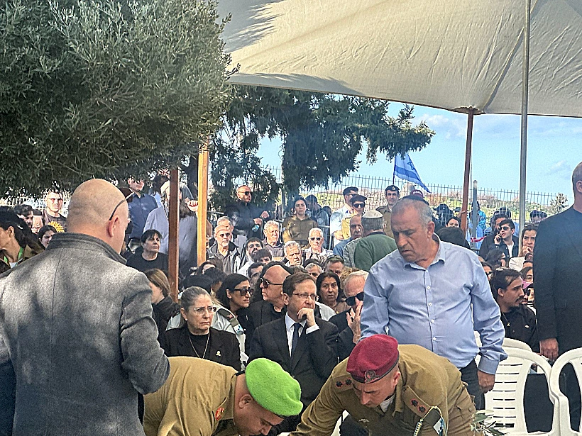 הלוויית אורון שאול