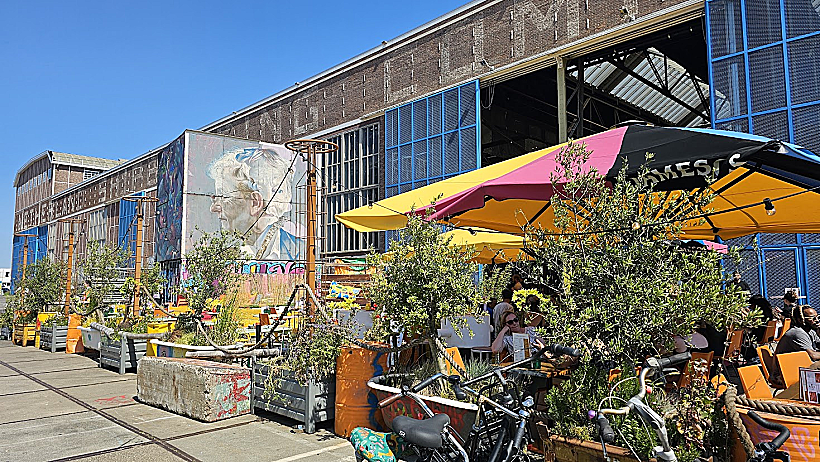 שוק IJ-hallen אמסטרדם