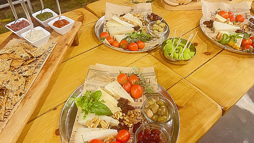 גבינות ויין ביקב אורן